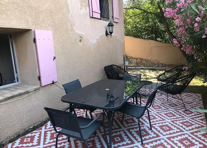 Charmant Studio Avec Jardin